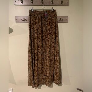 High Waisted Leopard Skirt